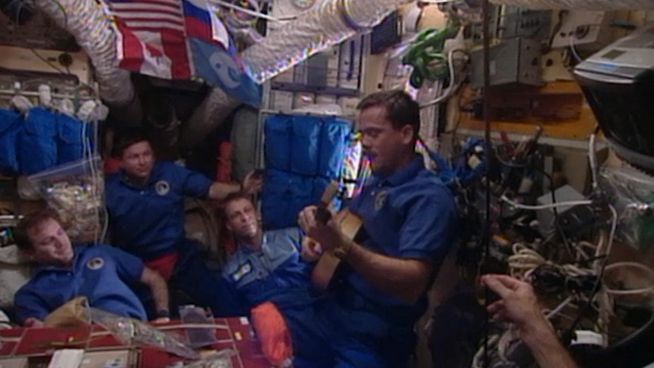 Astronauten geben Tipps für ein gesundes Leben in Quarantäne