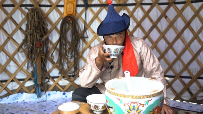 Lust auf eine Tasse fermentierter mongolischer Stutenmilch?